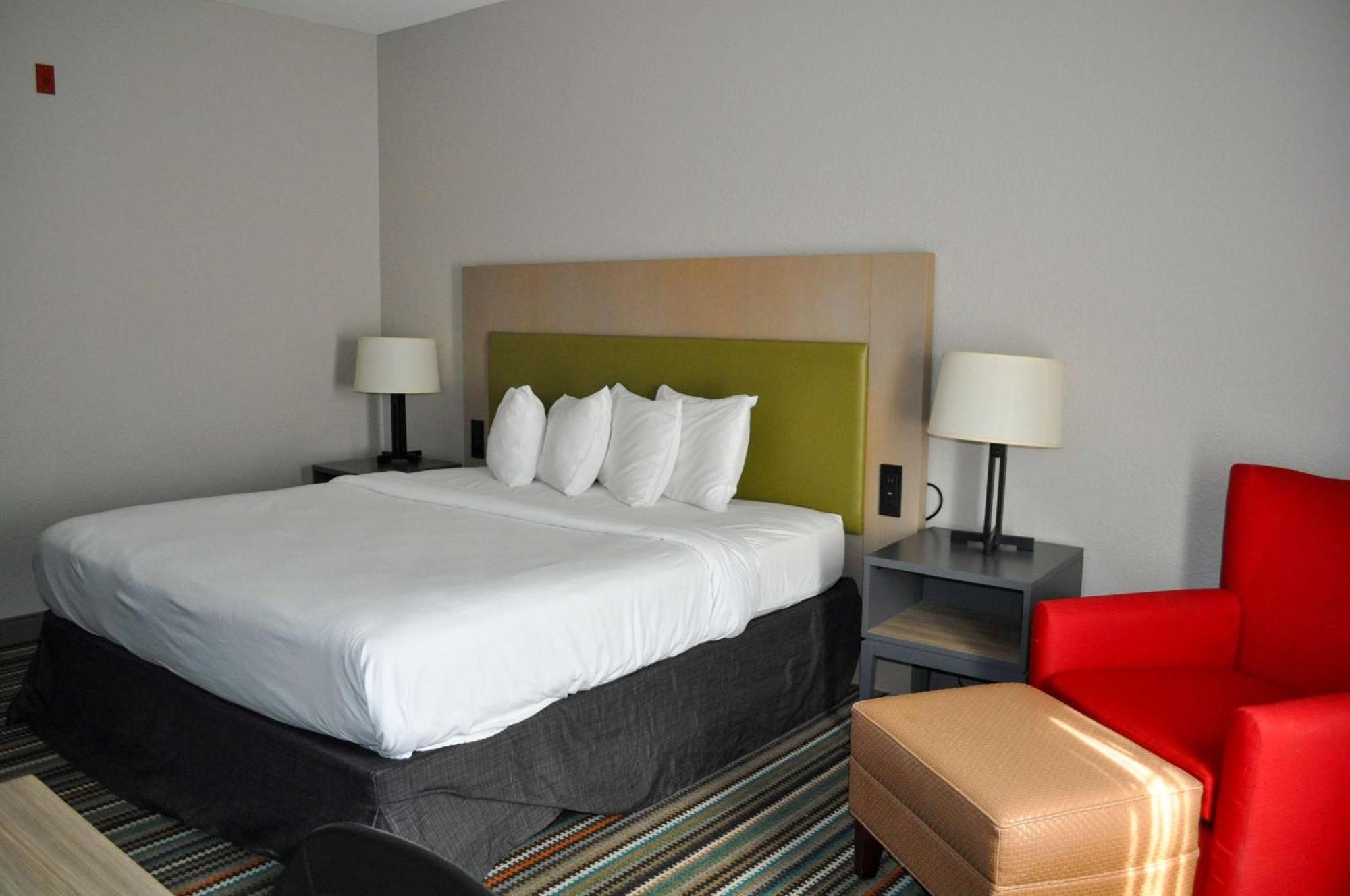 Country & By Radisson, West, Ks 3* Topeka