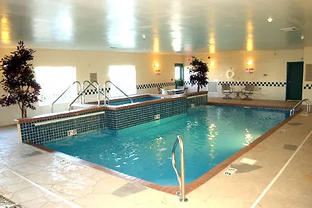 Country Inn & Suites By Radisson, Topeka West, Ks 